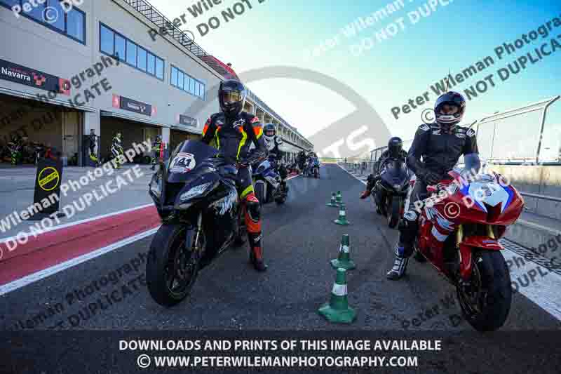 cadwell no limits trackday;cadwell park;cadwell park photographs;cadwell trackday photographs;enduro digital images;event digital images;eventdigitalimages;navarra;no limits trackdays;peter wileman photography;racing digital images;trackday digital images;trackday photos